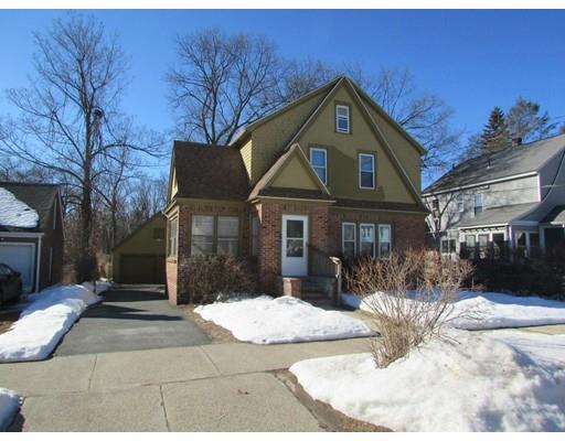 108 Fenwick St, Springfield, MA 01109 photo 1