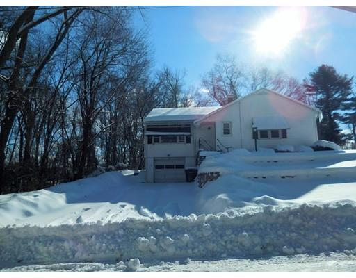 45 Whitmore Dr, Springfield, MA 01104 photo 1