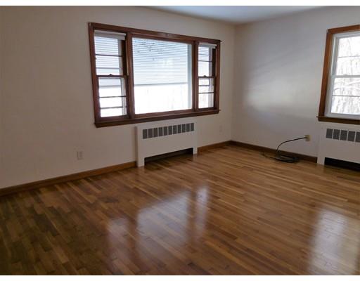 45 Whitmore Dr, Springfield, MA 01104 photo 6