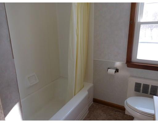 45 Whitmore Dr, Springfield, MA 01104 photo 11