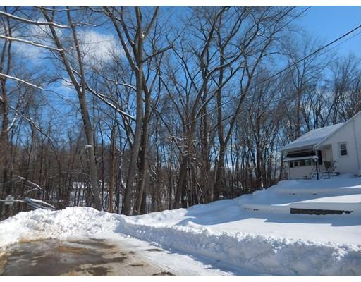 45 Whitmore Dr, Springfield, MA 01104 photo 3