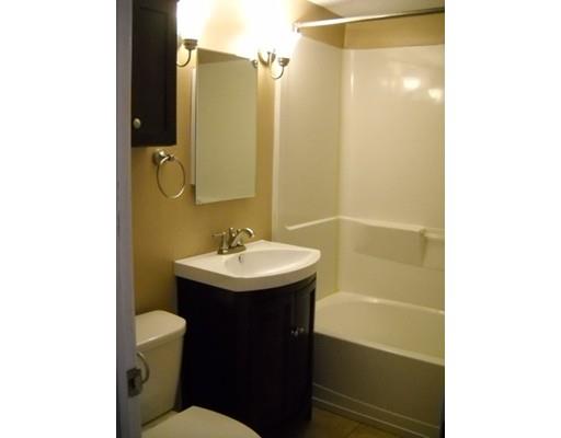 114 Endecott St, Springfield, MA 01118 photo 18