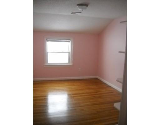 114 Endecott St, Springfield, MA 01118 photo 22