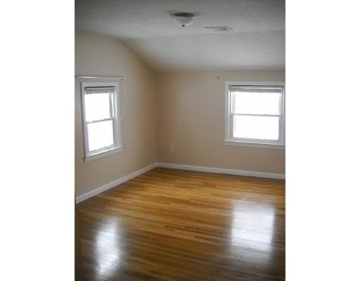 114 Endecott St, Springfield, MA 01118 photo 20