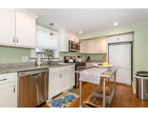 27 Sutcliffe Ave, Canton, MA 02021 photo 2