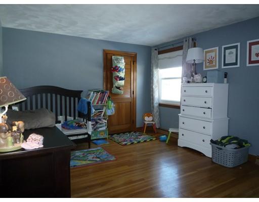 7 Ridley Rd, Dedham, MA 02026 photo 6
