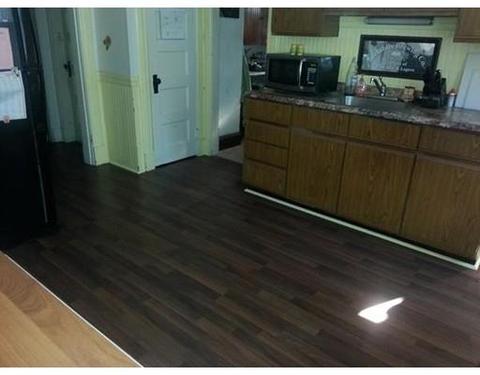 585 White St, Springfield, MA 01108 photo 4