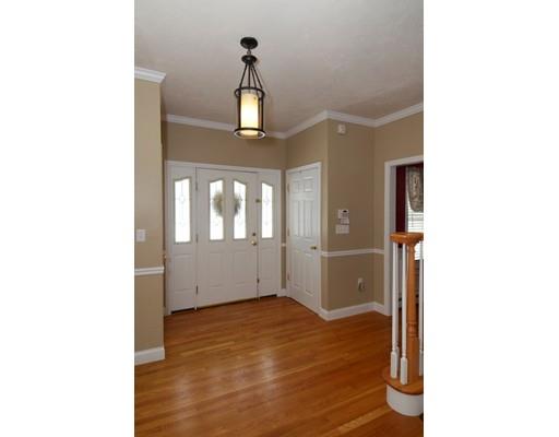 159 Pleasant St, Upton, MA 01568 photo 3