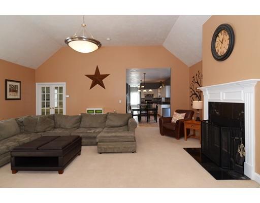 159 Pleasant St, Upton, MA 01568 photo 10