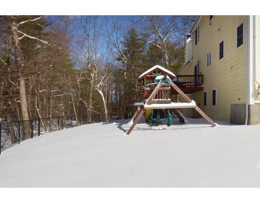 159 Pleasant St, Upton, MA 01568 photo 29