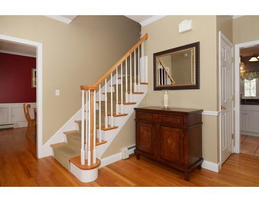 159 Pleasant St, Upton, MA 01568 photo 4