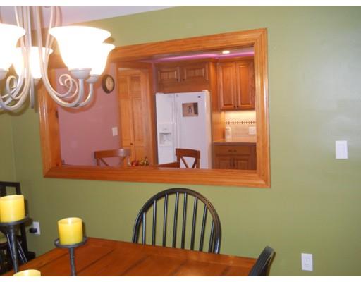 37 Abbott St, Everett, MA 02149 photo 4
