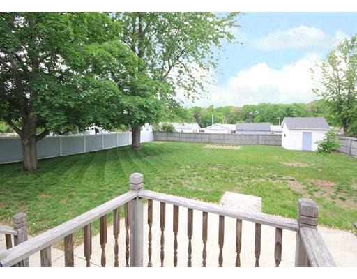 582 Britton St, Chicopee, MA 01020 photo 14