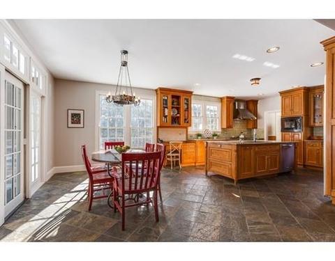 16 Warren Rd, Dedham, MA 02026 photo 10