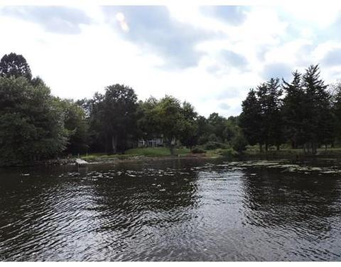 18 Bates Xing, Webster, MA 01570 photo 5