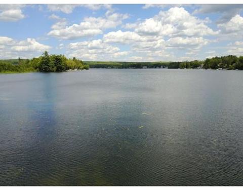 18 Bates Xing, Webster, MA 01570 photo 4
