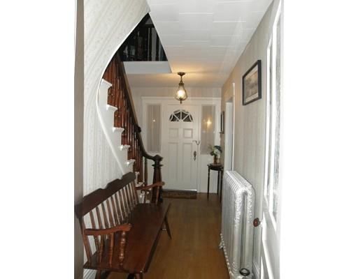 327 School St, Webster, MA 01570 photo 4
