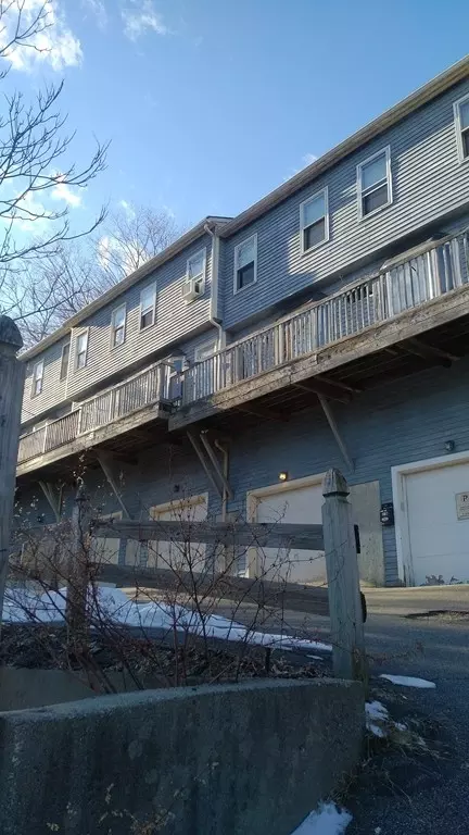 31 Chilmark St # -B, Worcester, MA 01604 photo 1