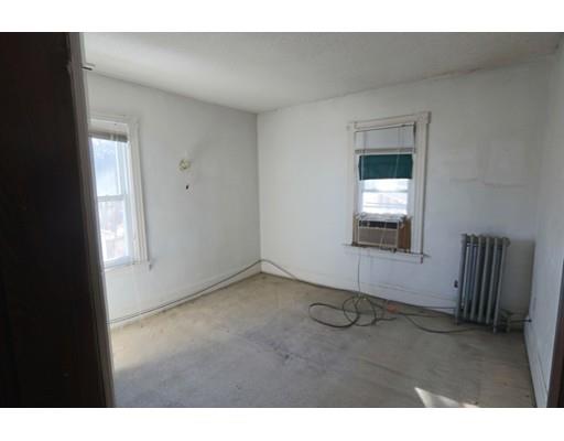 40 Parkside St, Springfield, MA 01104 photo 11