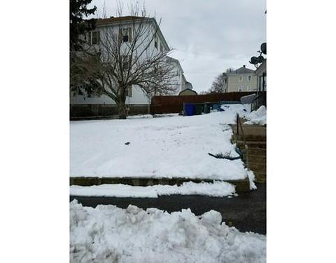 29 Nashua St, Fall River, MA 02721 photo 3