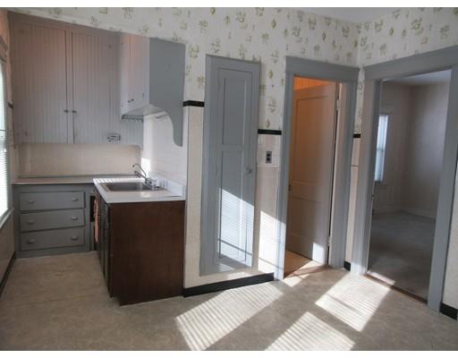 41 Oneida Ave, Worcester, MA 01606 photo 18