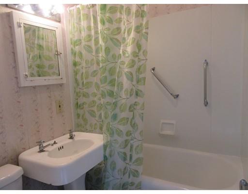 41 Oneida Ave, Worcester, MA 01606 photo 14