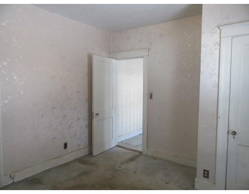 41 Oneida Ave, Worcester, MA 01606 photo 9