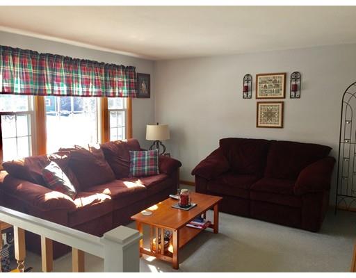 18 Cedar Cir, Townsend, MA 01469 photo 2