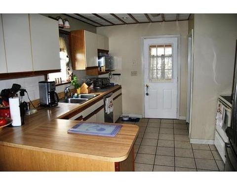 2 S Point Rd, Webster, MA 01570 photo 11