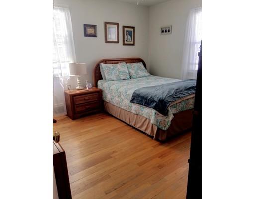 121 Glenoak Dr, Springfield, MA 01129 photo 13