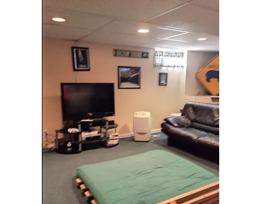 121 Glenoak Dr, Springfield, MA 01129 photo 14