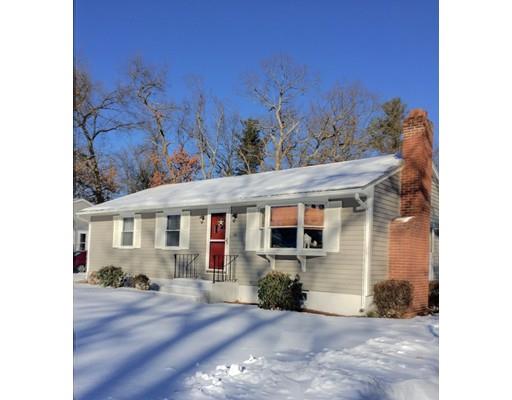 121 Glenoak Dr, Springfield, MA 01129 photo 1