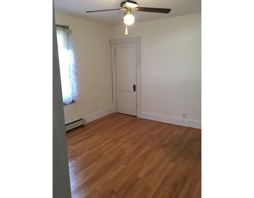 25 Stuart St, Springfield, MA 01119 photo 18