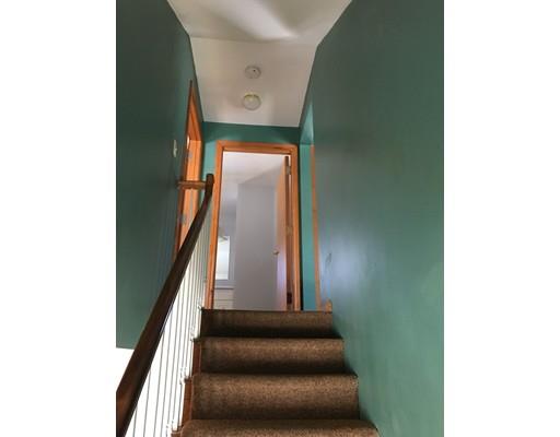 25 Stuart St, Springfield, MA 01119 photo 21