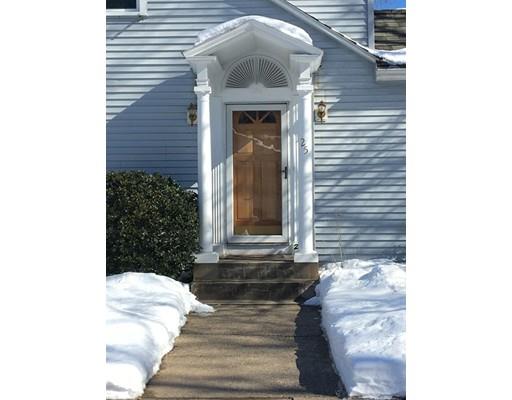 25 Stuart St, Springfield, MA 01119 photo 5