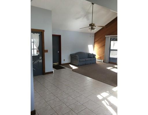 25 Stuart St, Springfield, MA 01119 photo 10