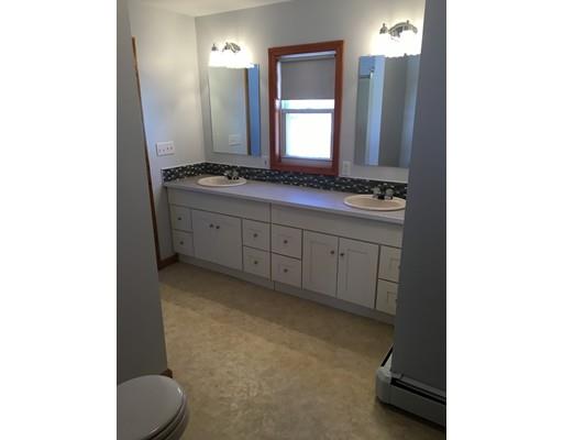 25 Stuart St, Springfield, MA 01119 photo 25