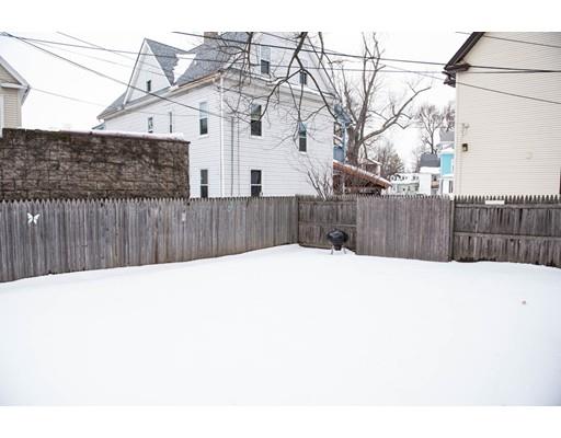 82 Crystal Ave, Springfield, MA 01108 photo 24