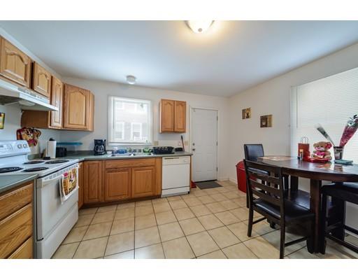 211 William St, Springfield, MA 01105 photo 3