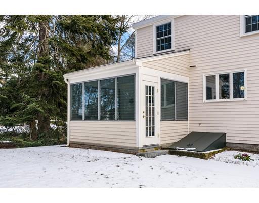 643 Boston Post Rd, Weston, MA 02493 photo 7