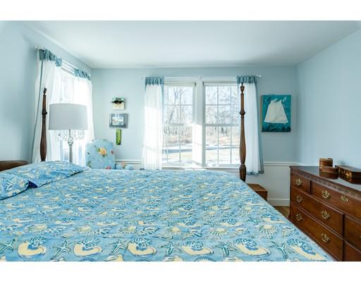 643 Boston Post Rd, Weston, MA 02493 photo 21