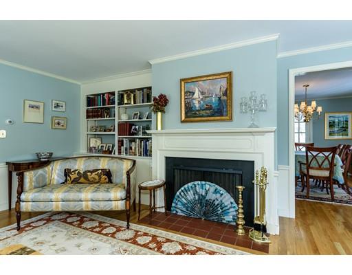 643 Boston Post Rd, Weston, MA 02493 photo 16