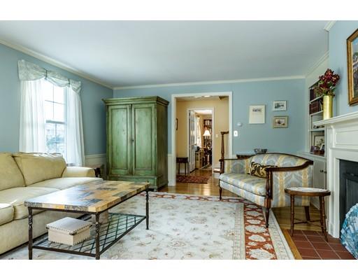 643 Boston Post Rd, Weston, MA 02493 photo 13