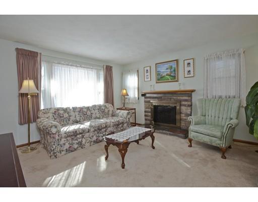 6 Macomber Ave, Springfield, MA 01119 photo 2