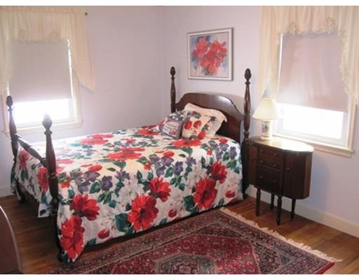 79 Hartwick St, Springfield, MA 01108 photo 13