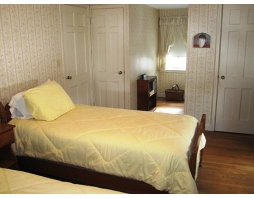 79 Hartwick St, Springfield, MA 01108 photo 12