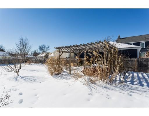 338 Abbott St, Springfield, MA 01118 photo 11