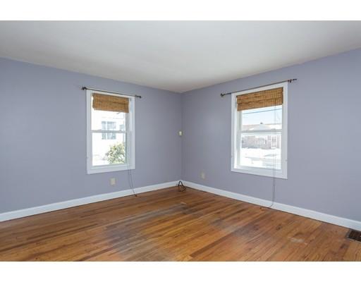 338 Abbott St, Springfield, MA 01118 photo 15