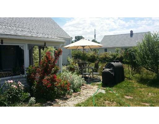 338 Abbott St, Springfield, MA 01118 photo 8