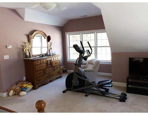 21 Sumac Dr, Townsend, MA 01469 photo 11
